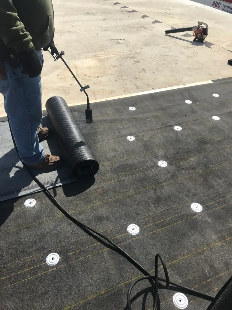 Trusted and Professional Mod Bit Roof Services copy