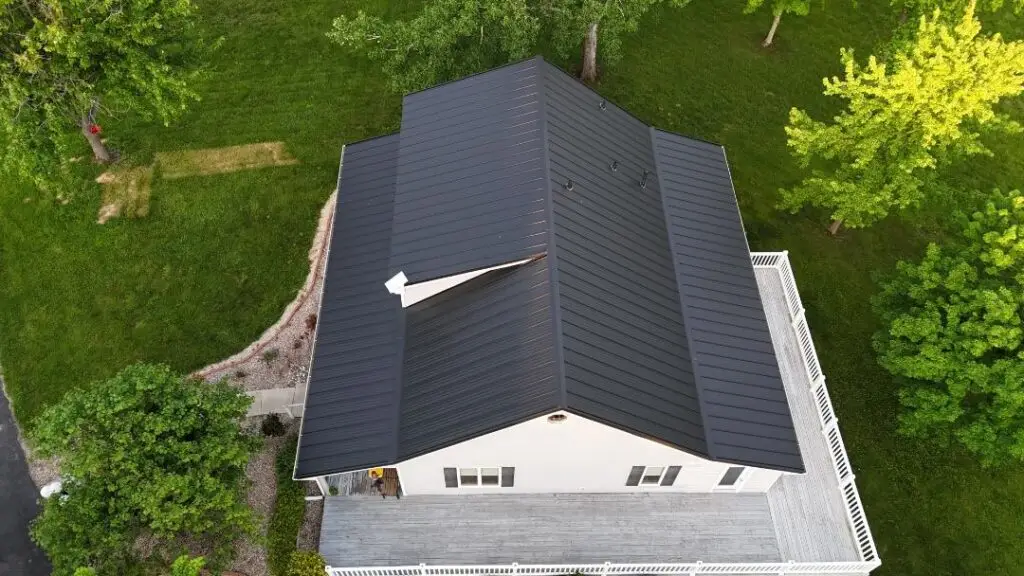 Roof Replacement for Tipsword in Beecher City IL new 2