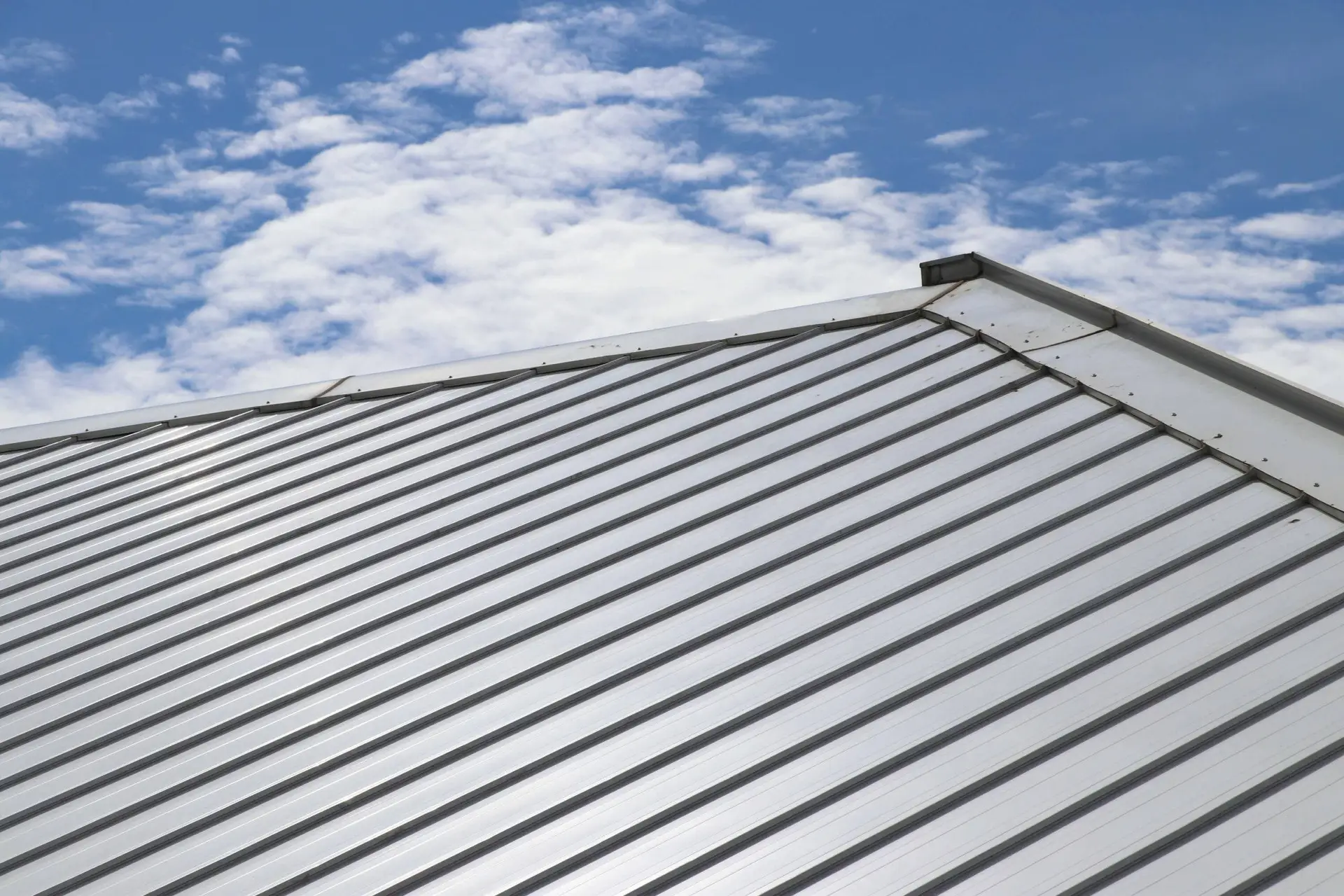 standing seam scaled 1